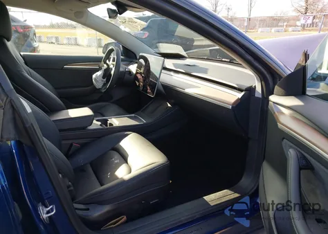 2023 Tesla Model 3 Rear-Wheel Drive z USA, uszkodzony, nr VIN 5YJ3E1EAXPF476600